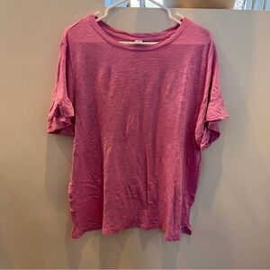 Old Navy tee with flounce sleeves